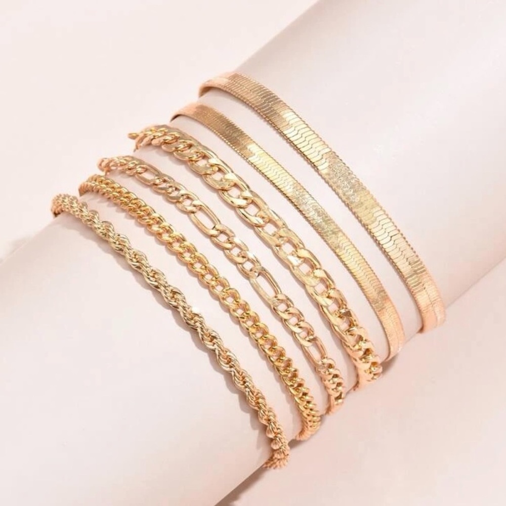 ✨Gold Chain Layered Bracelets (Boutique) - Picture 3 of 7